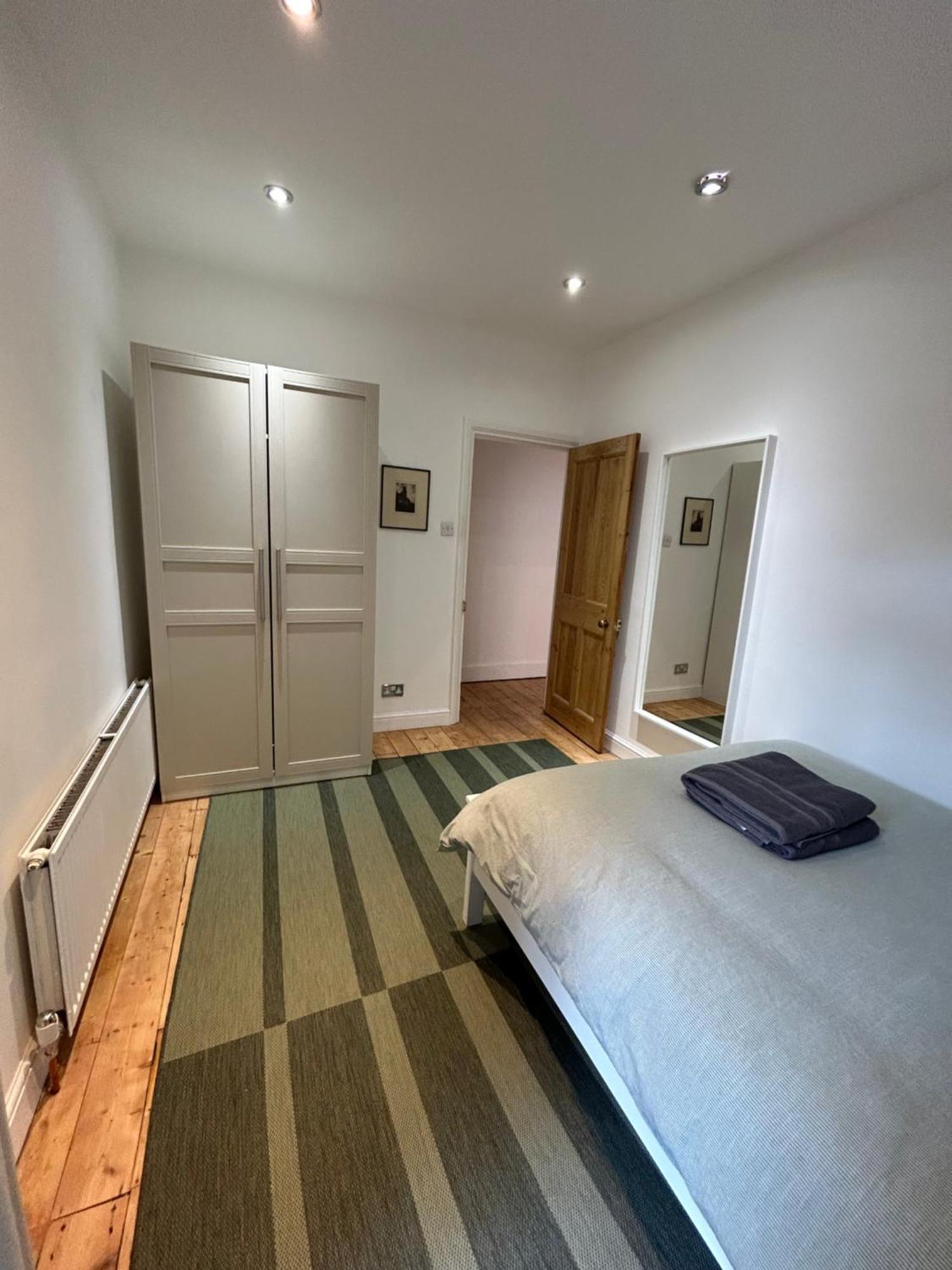 Spacious Battersea And Apartamento *