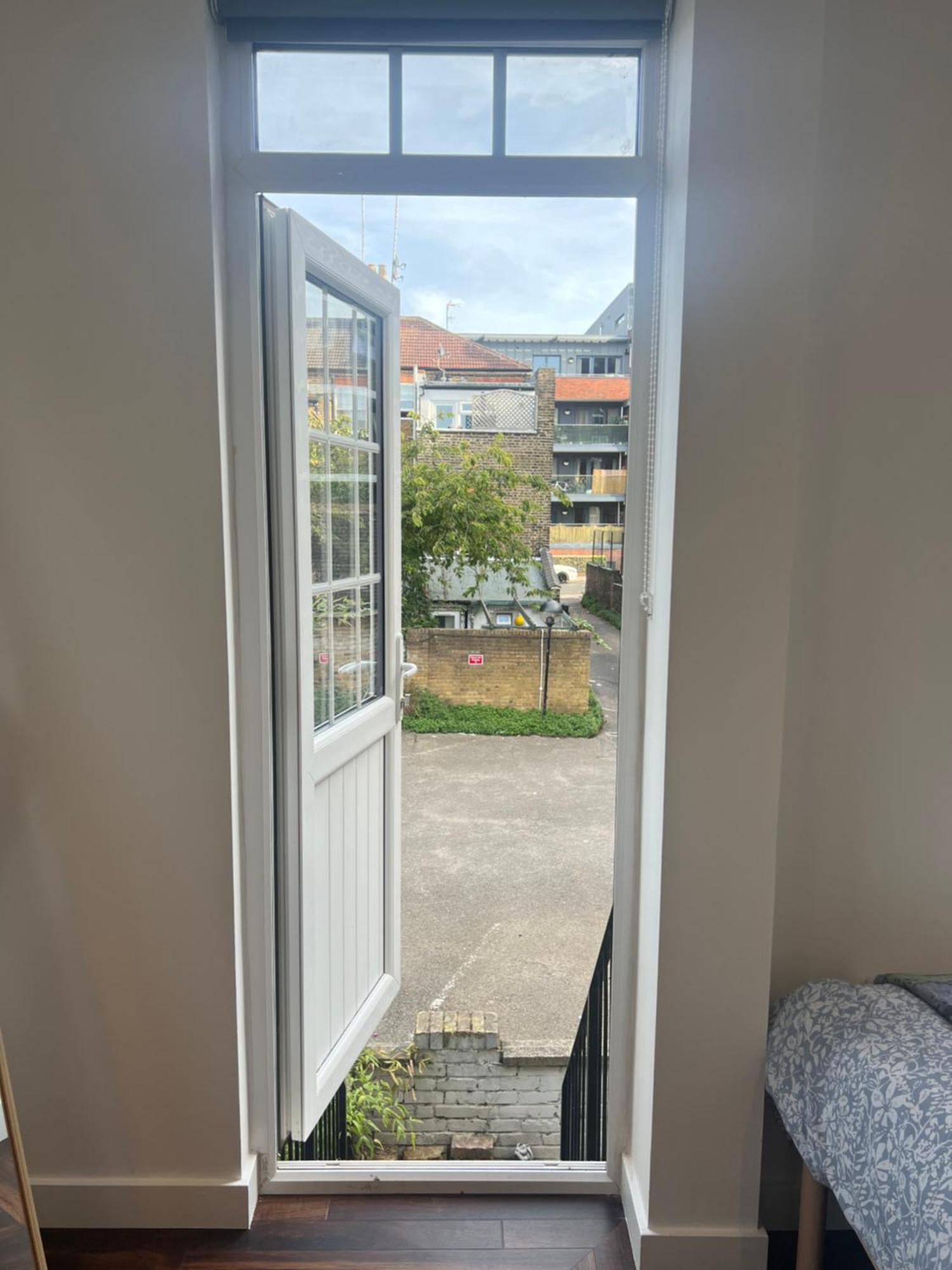 Spacious Battersea And Apartamento