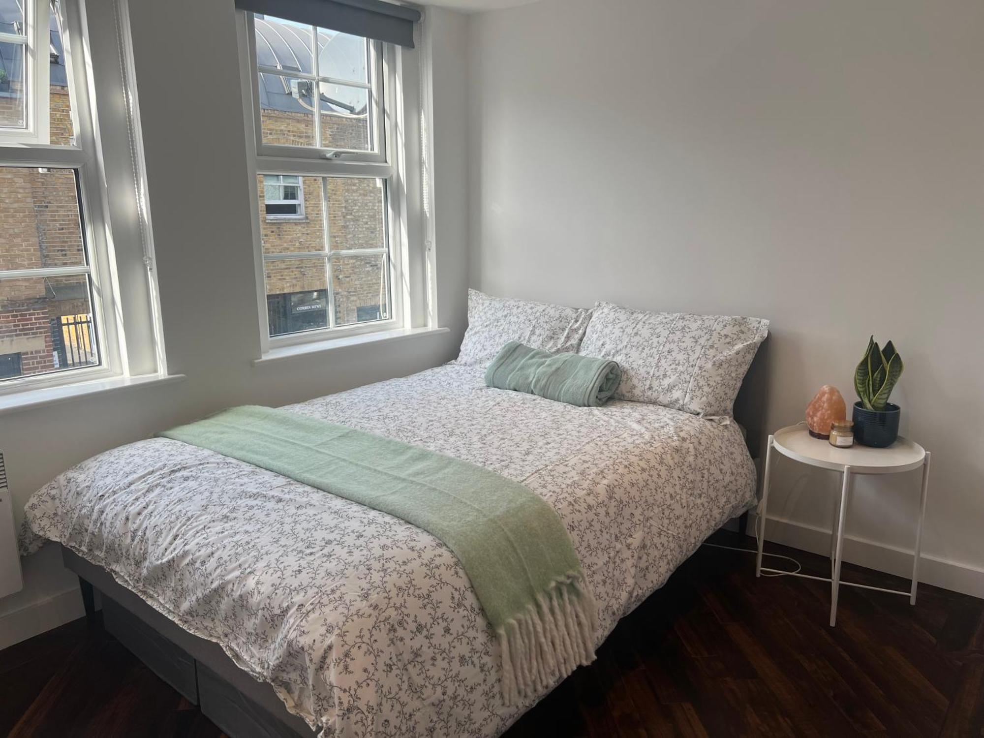 Apartamento Spacious Battersea And *