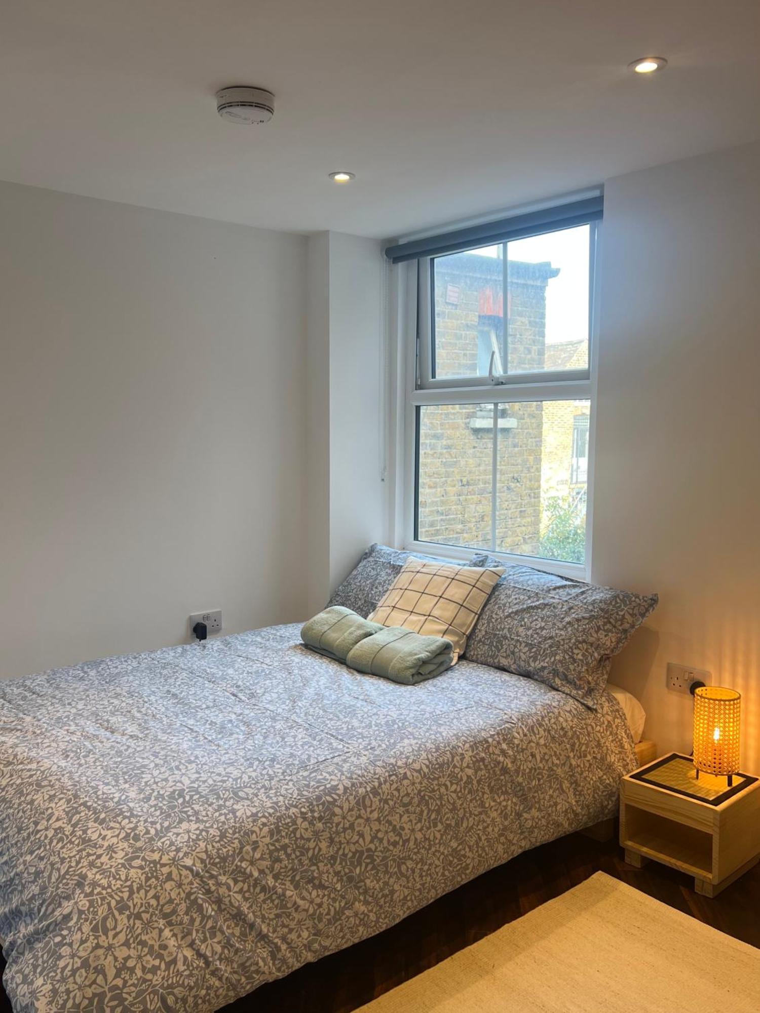Spacious Battersea And Apartamento